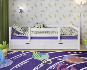 Детская кровать из массива березы Соня-5 (Белый/Лак) в Ревде - revda.mebel-74.com | фото