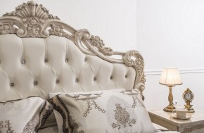 Кровать с мягким изголовьем Патрисия (1600) крем в Ревде - revda.mebel-74.com | фото