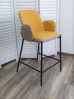 Полубарный стул NYX (H=65cm) VF106 желтый / VF120 серый М-City в Ревде - revda.mebel-74.com | фото