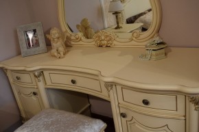 Туалетный стол + Зеркало Мона Лиза (крем) в Ревде - revda.mebel-74.com | фото