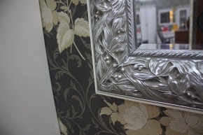Зеркало Тиффани Premium черная/серебро (ТФСТ-2(П) в Ревде - revda.mebel-74.com | фото